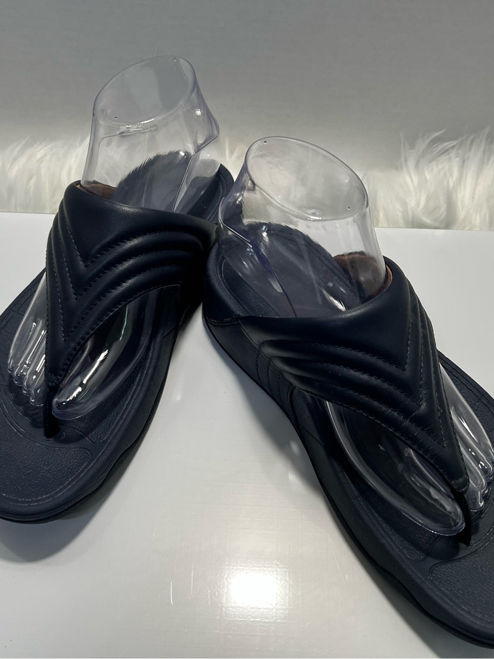 Fitflop Women's Navy Quilted Thong Sandals